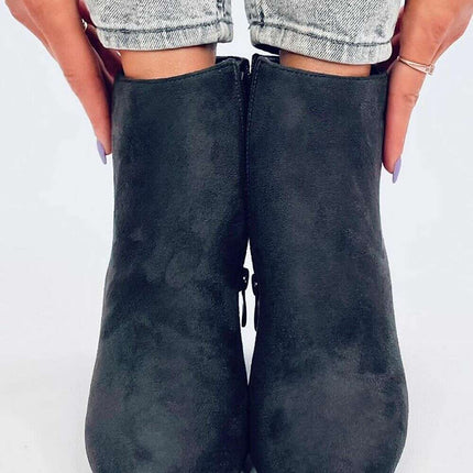 Heel boots model 203790 - Très Elite