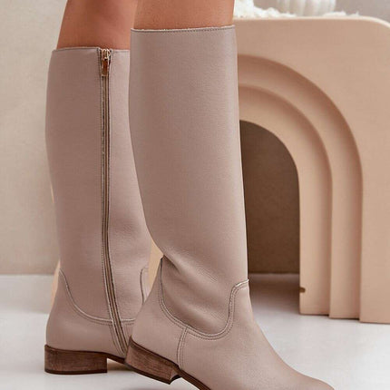 Heel boots model 203902 - Très Elite