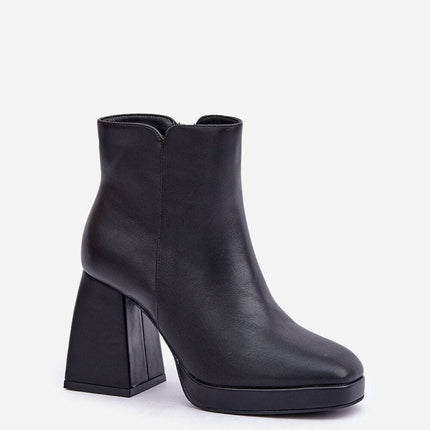 Heel boots model 204675 - Très Elite