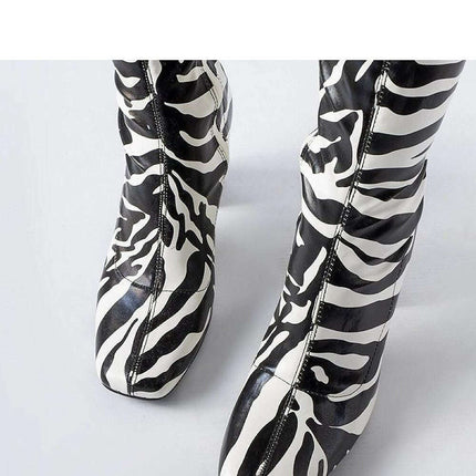 Heel boots model 204736 - Très Elite