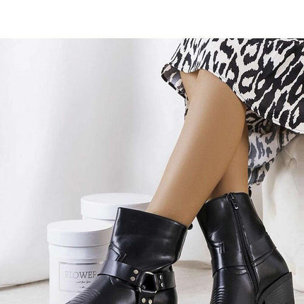 Heel boots model 204782 - Très Elite