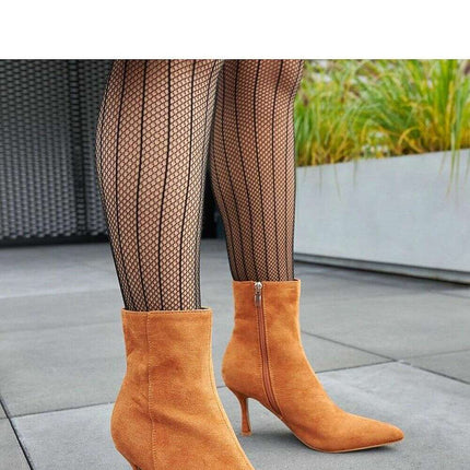 Heel boots model 204818 - Très Elite