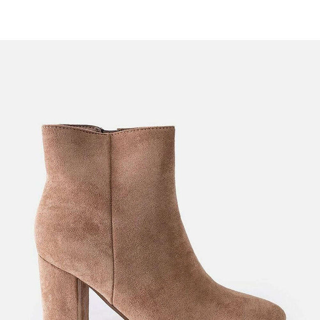 Heel boots model 204826