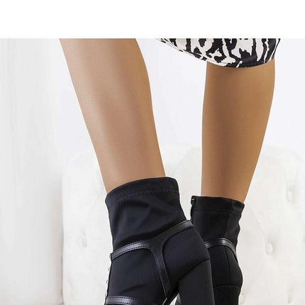 Heel boots model 204851 - Très Elite
