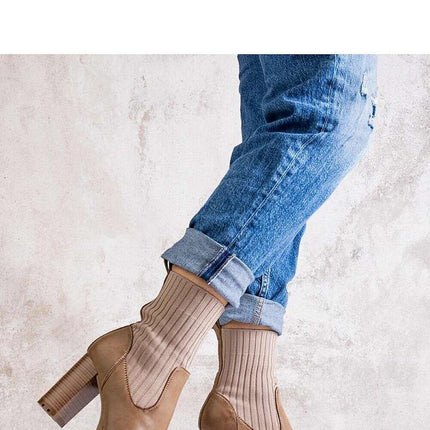Heel boots model 205041 - Très Elite