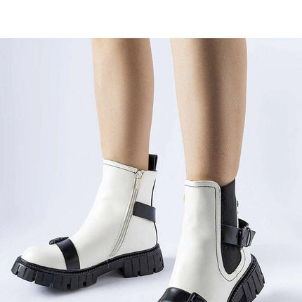 Heel boots model 205078 - Très Elite