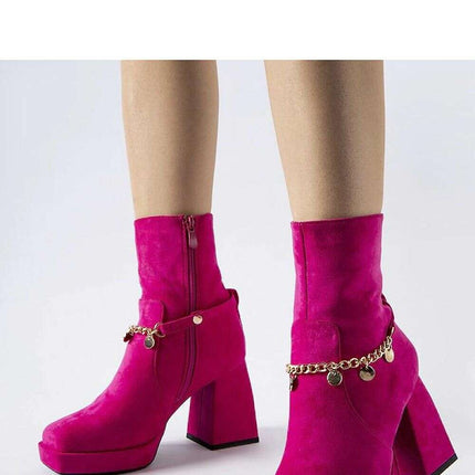 Heel boots model 205085 - Très Elite