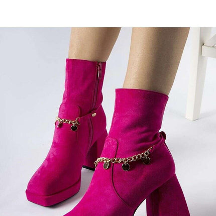 Heel boots model 205085 - Très Elite