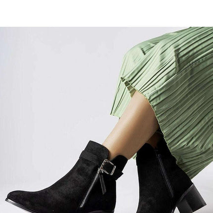 Heel boots model 205112 - Très Elite