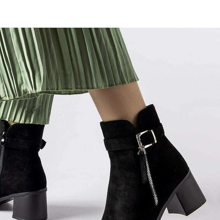 Heel boots model 205112 - Très Elite