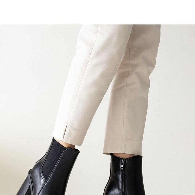 Heel boots model 205806