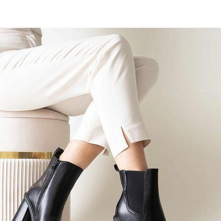 Heel boots model 205806 - Très Elite