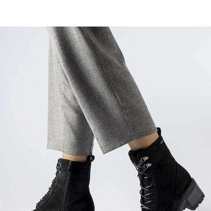 Heel boots model 205852 - Très Elite
