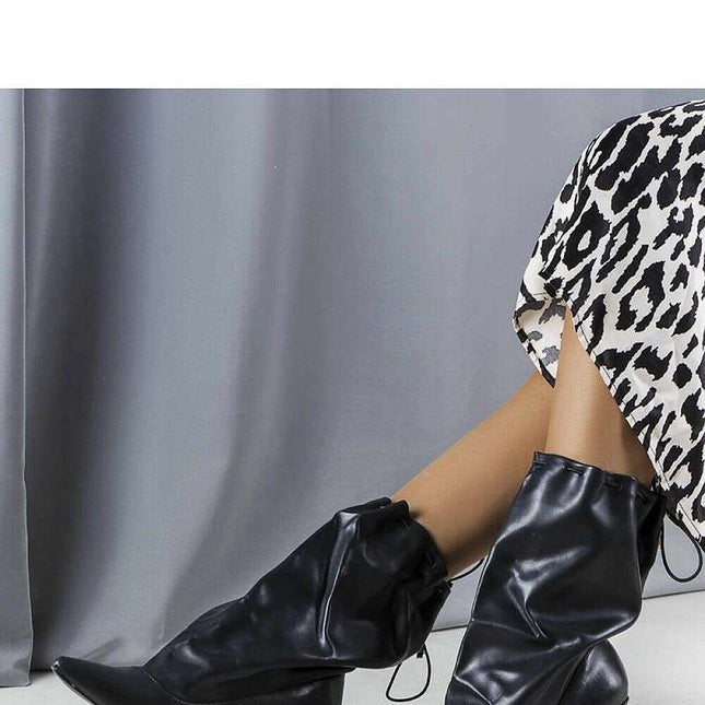 Heel boots model 205877