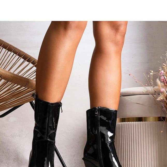 Heel boots model 205891
