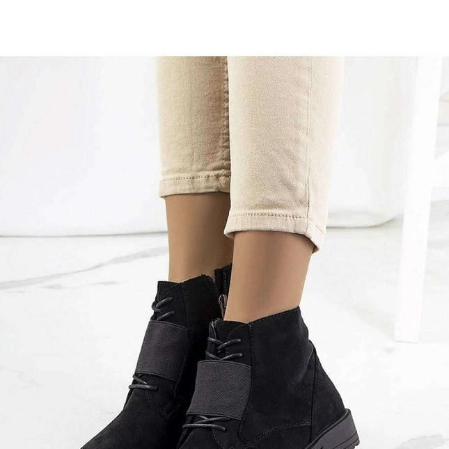 Heel boots model 205899