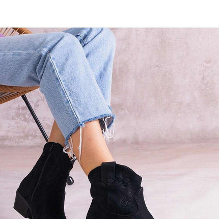 Heel boots model 206419 - Très Elite