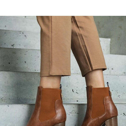 Heel boots model 206439 - Très Elite