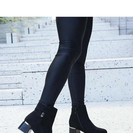Heel boots model 206548 - Très Elite