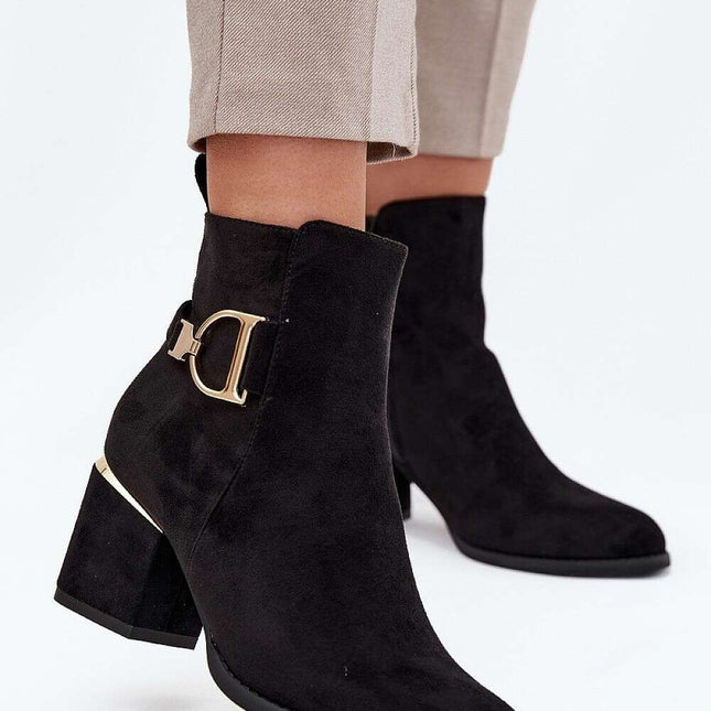 Heel boots model 216809