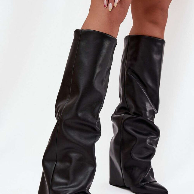 Heel boots model 216991