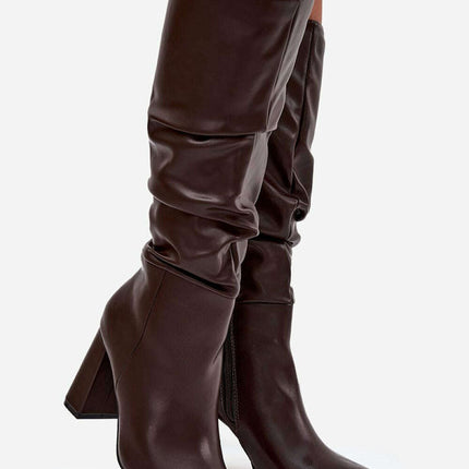 Heel boots model 217208 - Très Elite