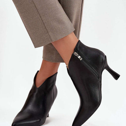 Heel boots model 217504 - Très Elite
