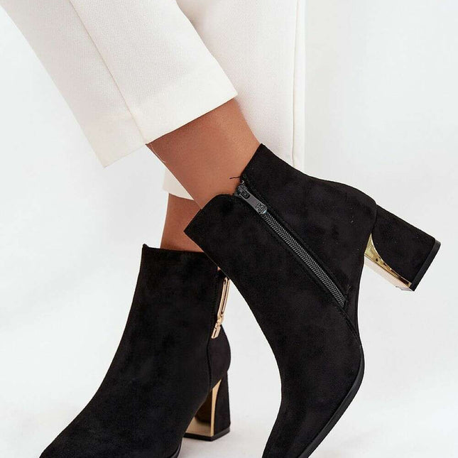 Heel boots model 217724