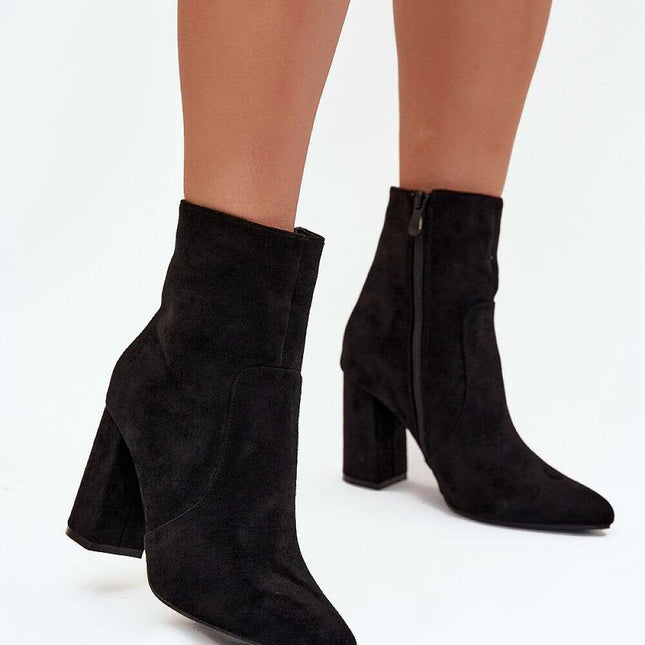 Heel boots model 217735