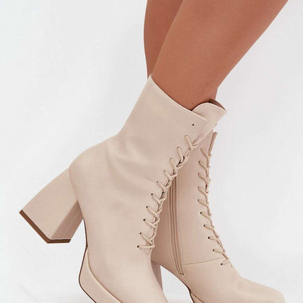 Heel boots model 217785 - Très Elite