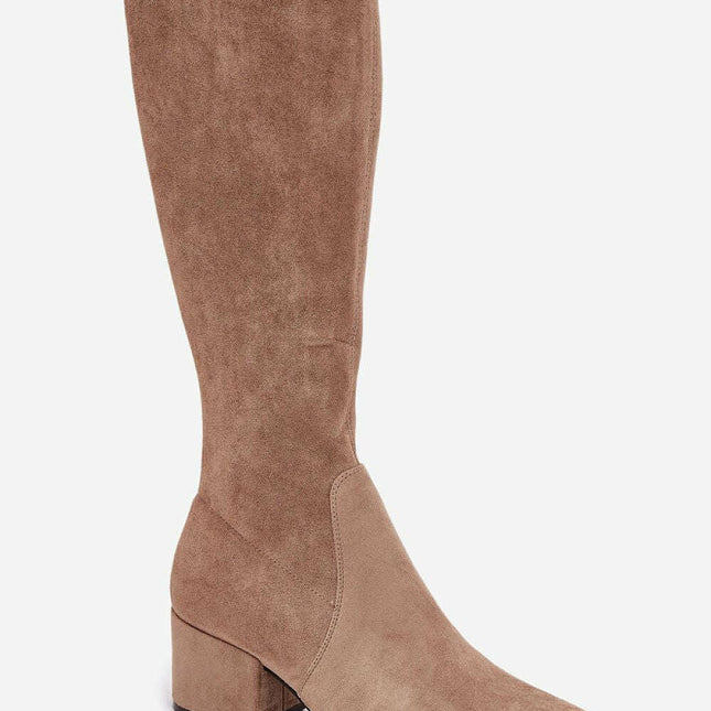 Heel boots model 217832