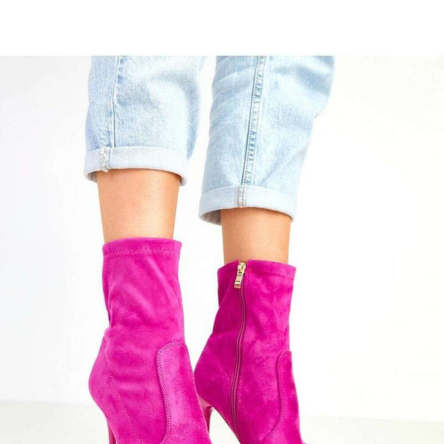Heel boots model 217904