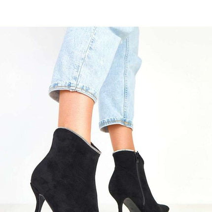Heel boots model 217908 - Très Elite