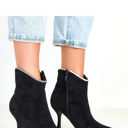 Heel boots model 217908 - Très Elite