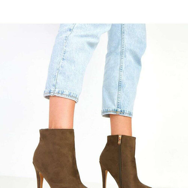 Heel boots model 217915