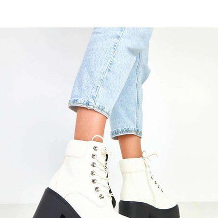 Heel boots model 217926 - Très Elite