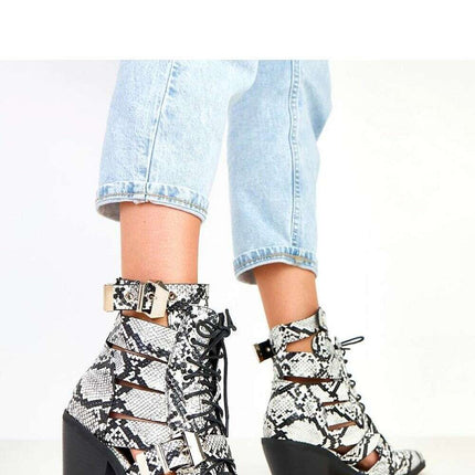 Heel boots model 217930 - Très Elite
