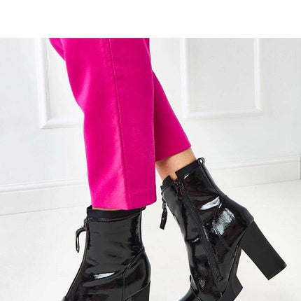 Heel boots model 217947 - Très Elite