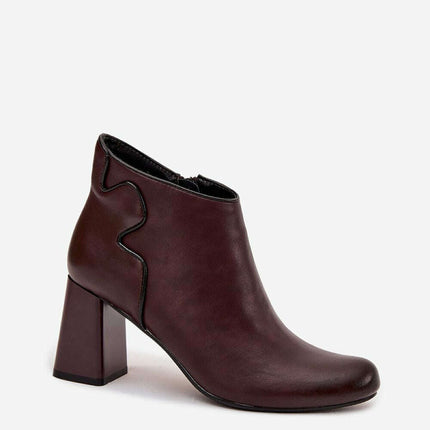 Heel boots model 218707 - Très Elite