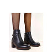 black / 36