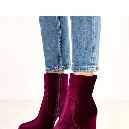 Heel boots model 220580 - Très Elite