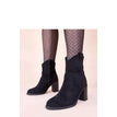 black / 36