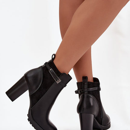 Heel boots model 221936 - Très Elite