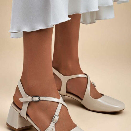 Heel pumps model 216270