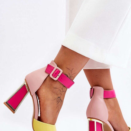 Heel sandals model 181022 - Très Elite