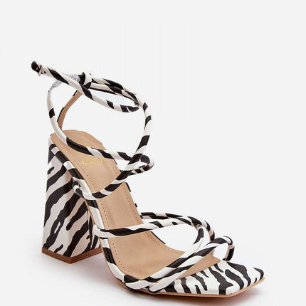 Heel sandals model 193941 - Très Elite