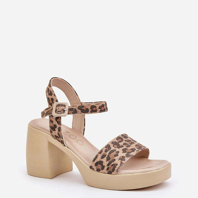 Heel sandals model 210703