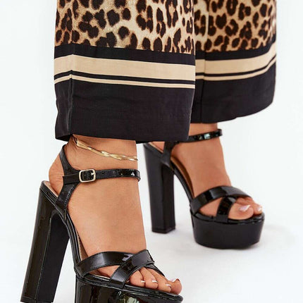 Heel sandals model 210802