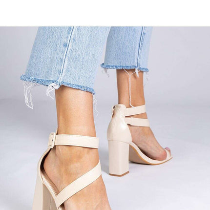 Heel sandals model 212426 - Très Elite
