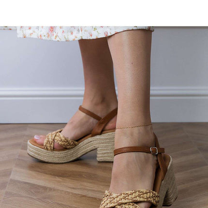 Heel sandals model 213411 - Très Elite